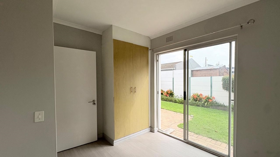 To Let 2 Bedroom Property for Rent in Kirstenhof Western Cape